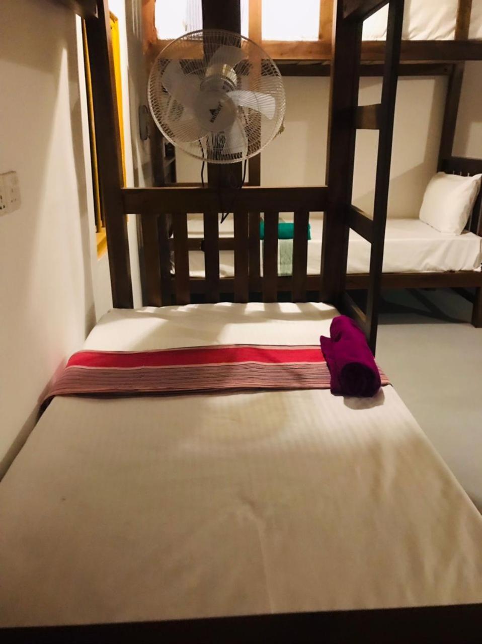 Tharurashmi Sea Pond Villa & Surf Hostel - Hiriketiya Dikwella Ngoại thất bức ảnh